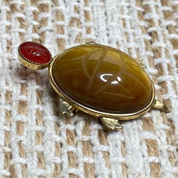 Vtg Brooch Turtle Signed 14k Gold Filled Bojar Scarabs Carved Terrapin Tiger Eye - Picture 9 of 9